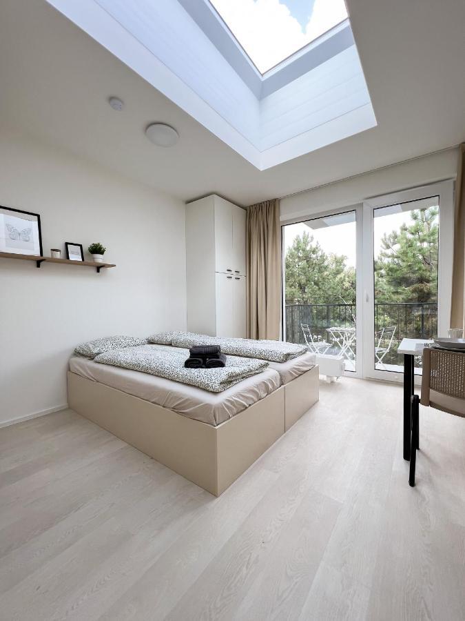 Celestial Apartments Бърно Екстериор снимка