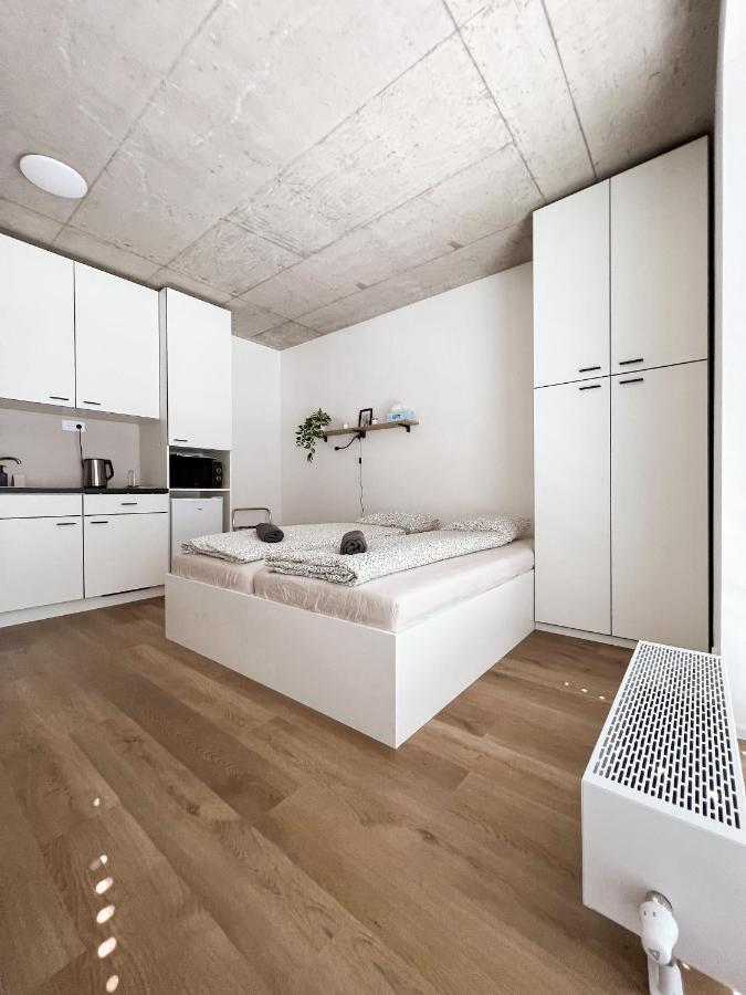 Celestial Apartments Бърно Екстериор снимка