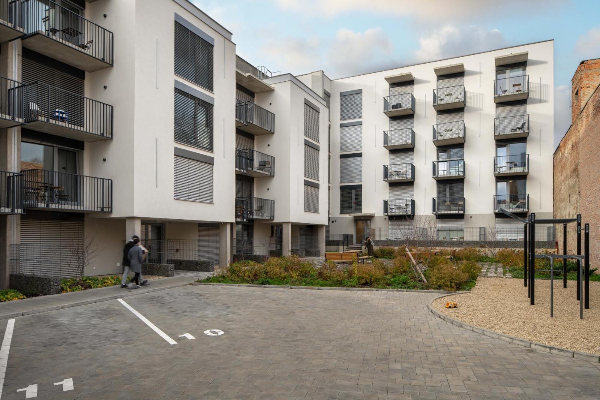 Celestial Apartments Бърно Екстериор снимка
